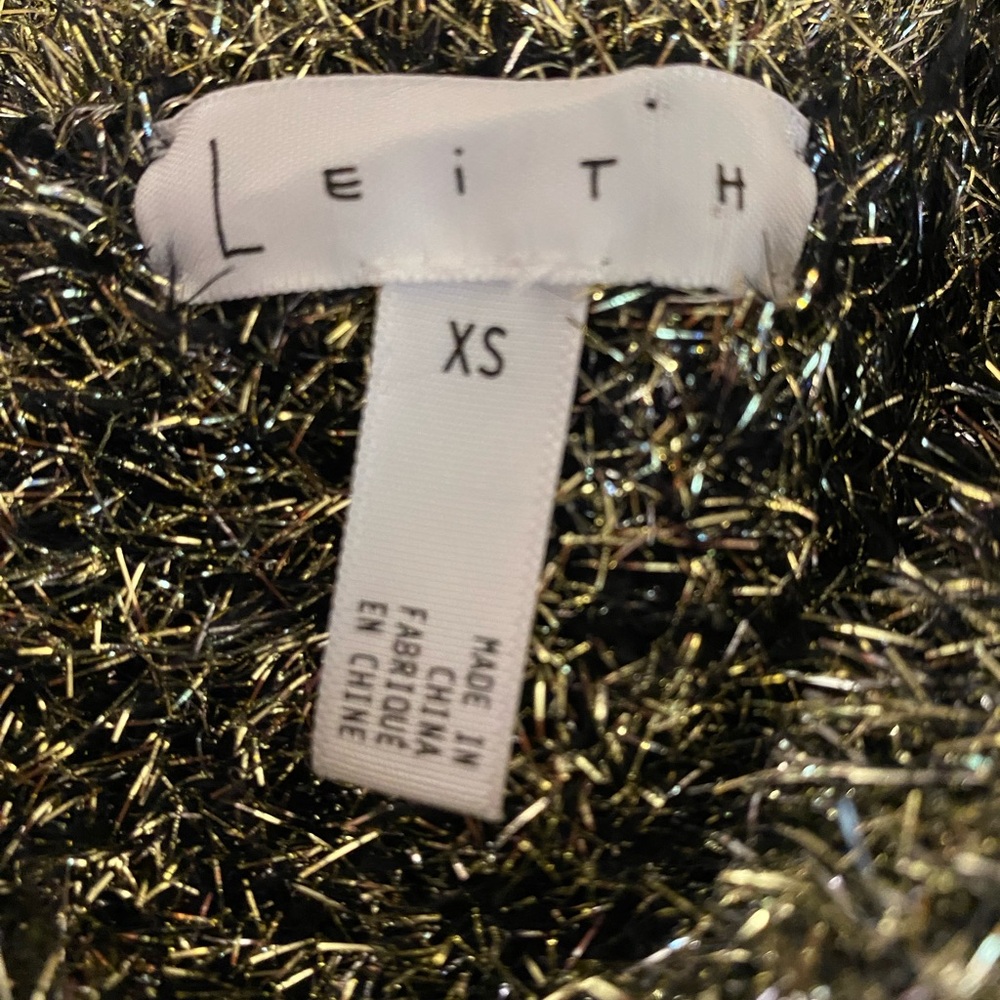 Leith Metallic Fuzzy Sweater - Picture 9 of 10